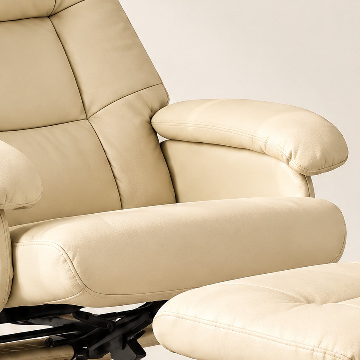 Close-up of The Brighton: materials and finish