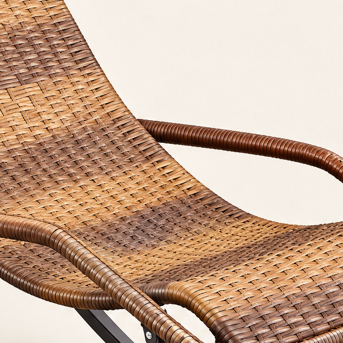 Close-up of The Riviera: materials and finish